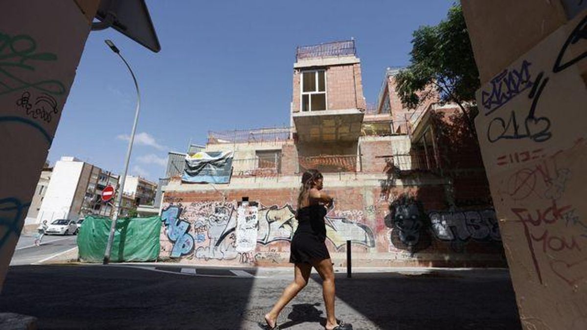 Imagen de las viviendas, aún sin finalizar pese a cumplirse el plazo previsto