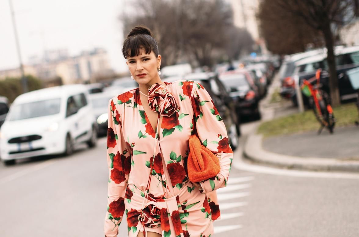 Looks y vestidos de tallas grandes para ser la invitada ideal esta