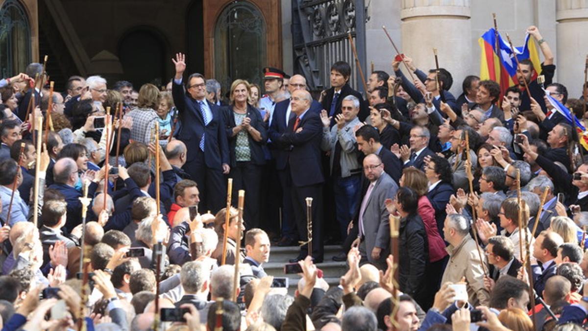 El 'president' Artur Mas, este jueves, a su salida del Palau de Justícia tras declarar como imputado por el 9-N.