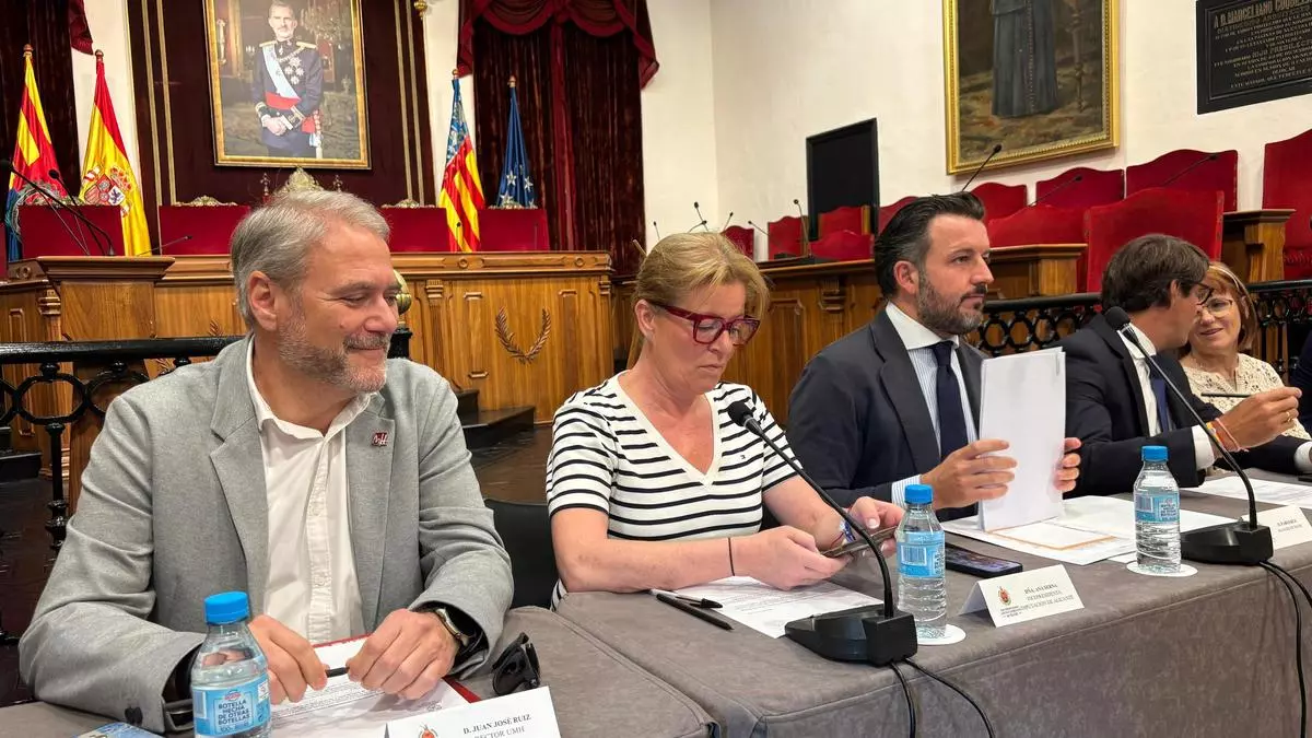 Elche constituye la Mesa del Agua y reivindica unidad frente al recorte del trasvase