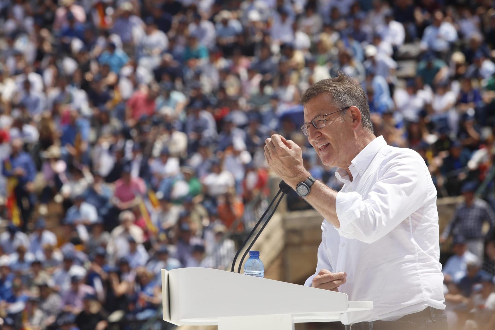 Mitin central del PPCV en la Plaza de Toros de València