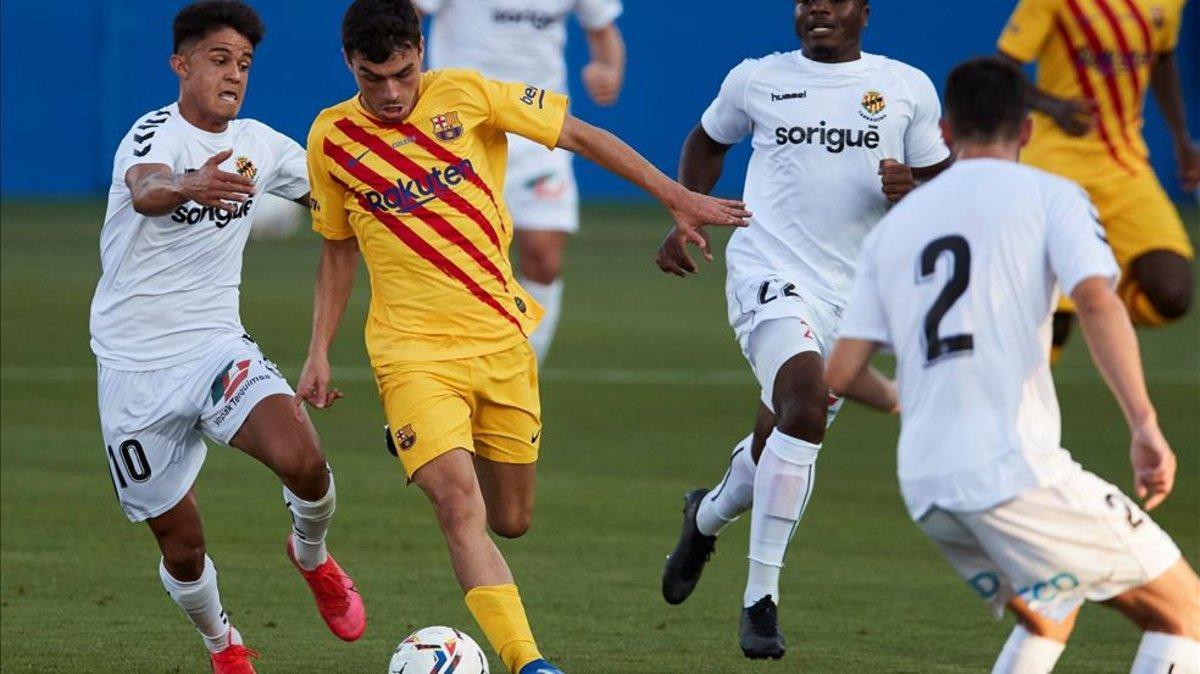 Pedri debutó con la camiseta del Barça