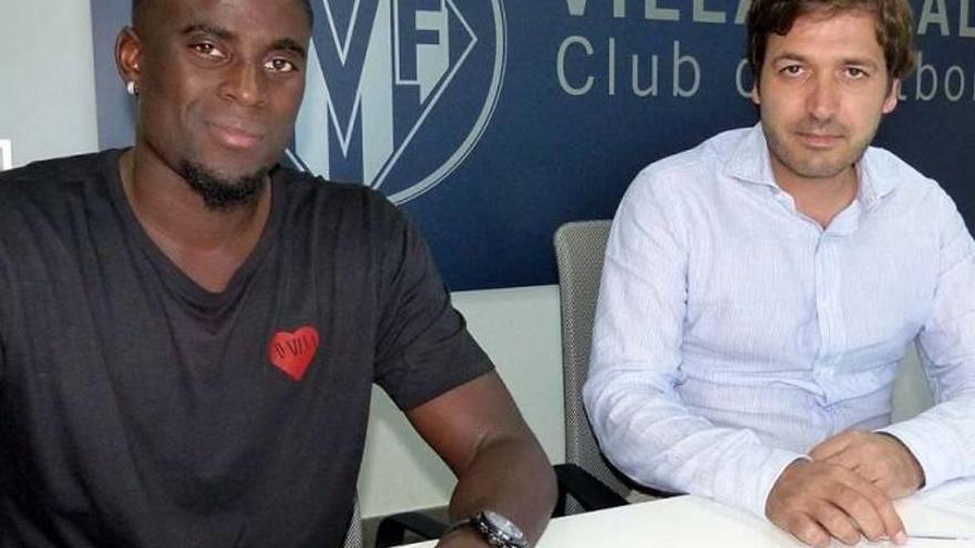 El franco-senegalés N&#039;Diaye ya es nuevo jugador del Villrreal CF