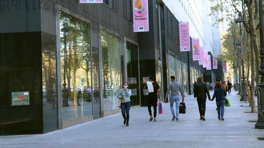 L&#039;exterior del centre comercial l&#039;Illa, l&#039;octubre passat