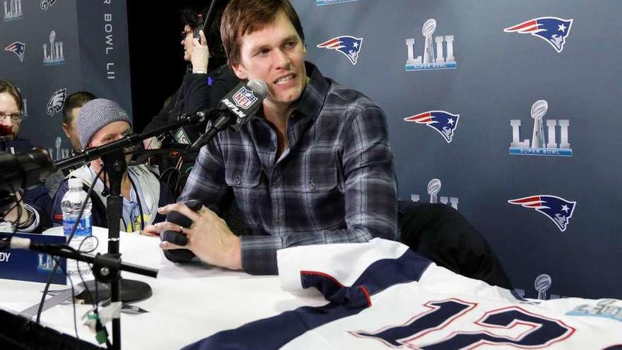 Tom Brady, durante la rueda de prensa oficial de la final. // Reuters
