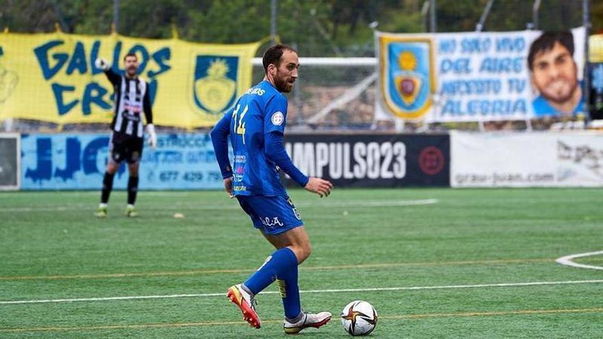 Álvaro de Dios, defensa del Andratx, durante un partido en Sa Plana