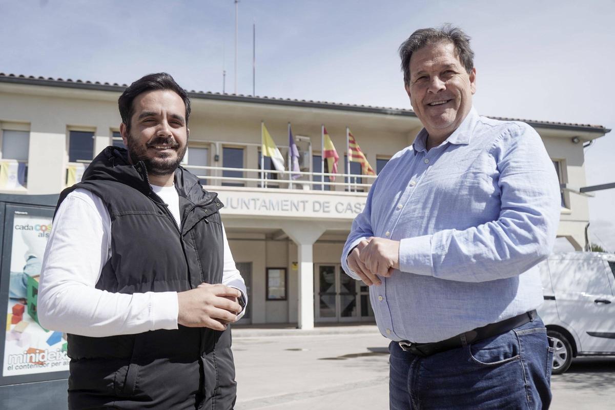 Cristòfol Gimeno (dreta), amb el seu futur relleu, l'actual primer tinent d'alcalde, Marcos Álvarez