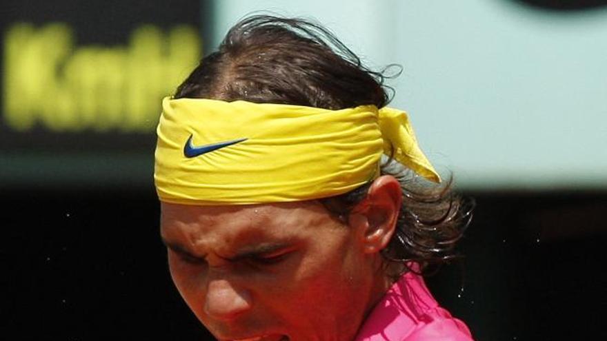 Nadal continúa imbatible en Roland Garros