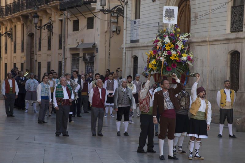 Comisiones falleras que han desfilado hasta las 18:00 horas.