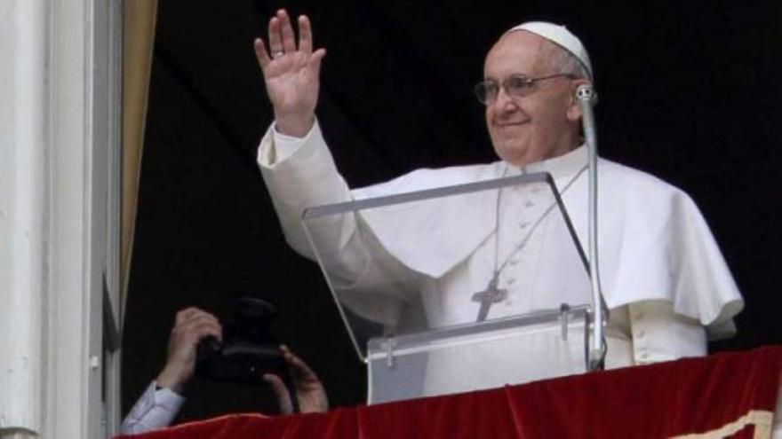 Ovación al Papa Francisco