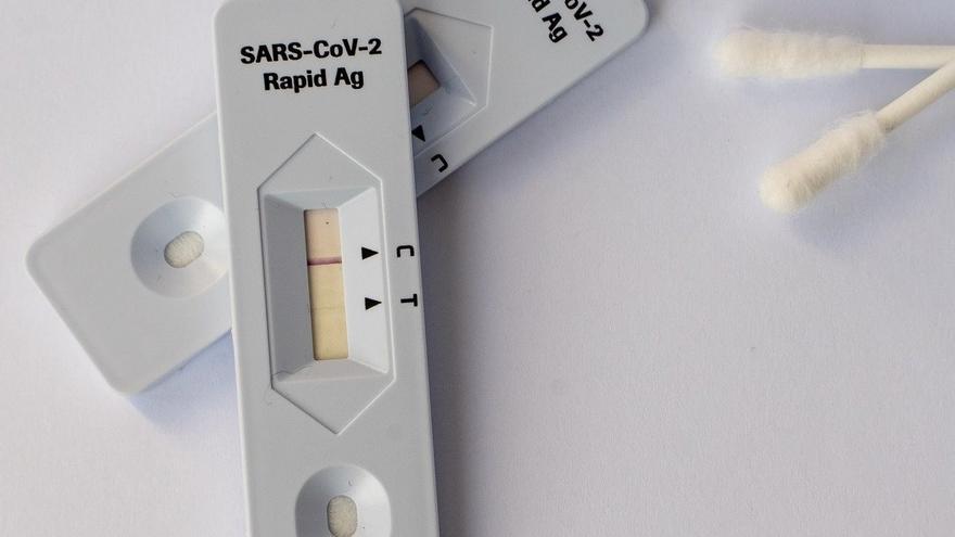 Ya se pueden comprar autotest de antígenos y serológicos en farmacias