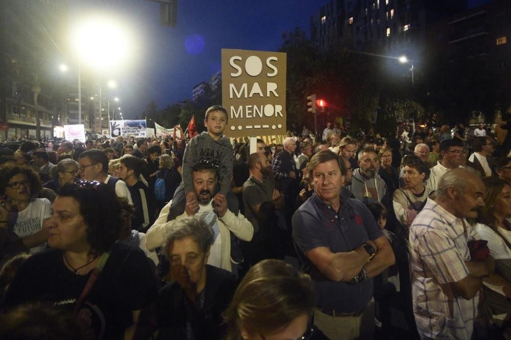 Manifestación en Cartagena: 55.000 personas claman por el Mar Menor (II)