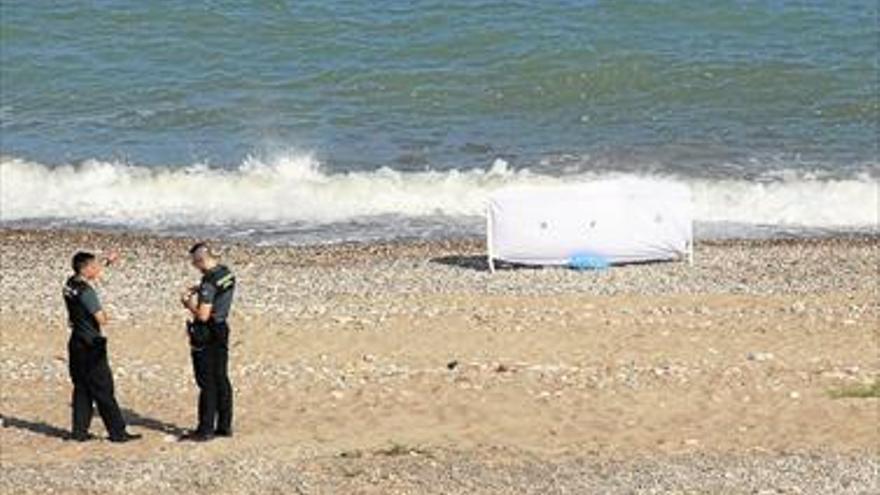 Un hombre fallece ahogado en la playa de Burriana