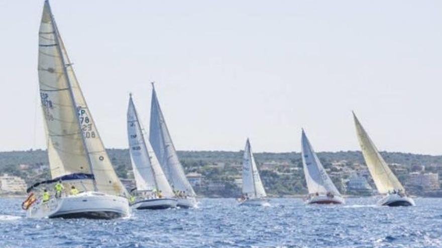 Imagen de la regata de cruceros disputada ayer.