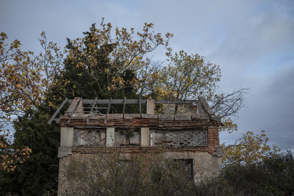 Estación de tren de Andavías en ruinas