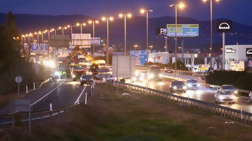 Reabierta al tráfico la salida Centro Histórico-Mercacórdoba de la autovía A-4