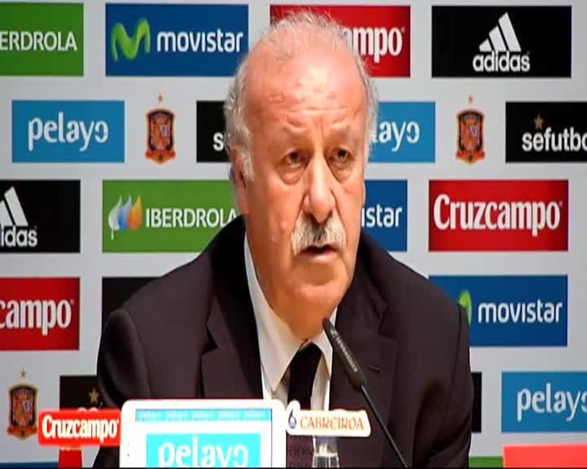 Del Bosque: Busquets tiene molestias, pero no creo que le impidan jugar