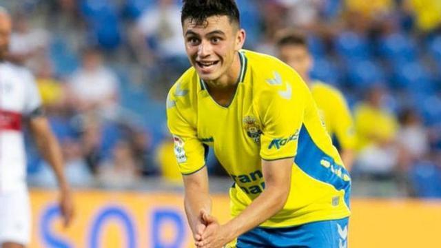 Pedri celebra un tanto con la UD Las Palmas.