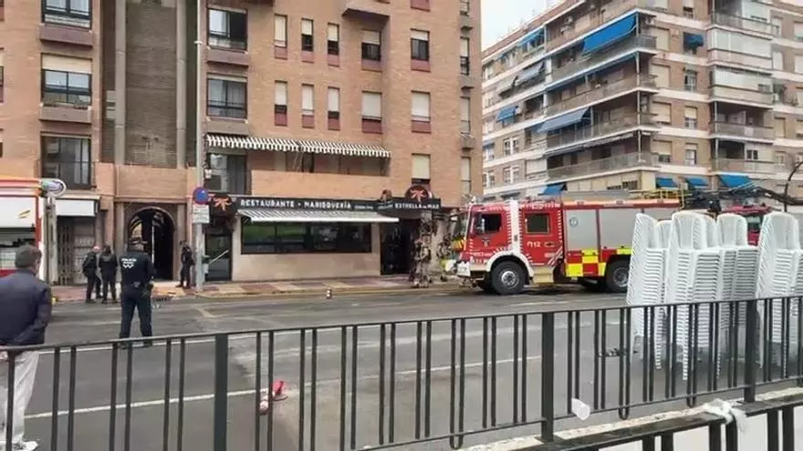 Incendio en el Restaurante - Marisquería Estrella de Mar de Murcia