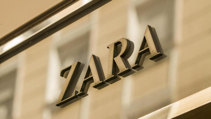 Vuelve el conjunto de canalé más cómodo de Zara: “Corred a por él”
