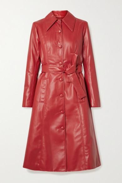 Trench diseñado en cuero rojo por la firma Les Rêveries que ha lucido Melania Trump en el día de San Valentín