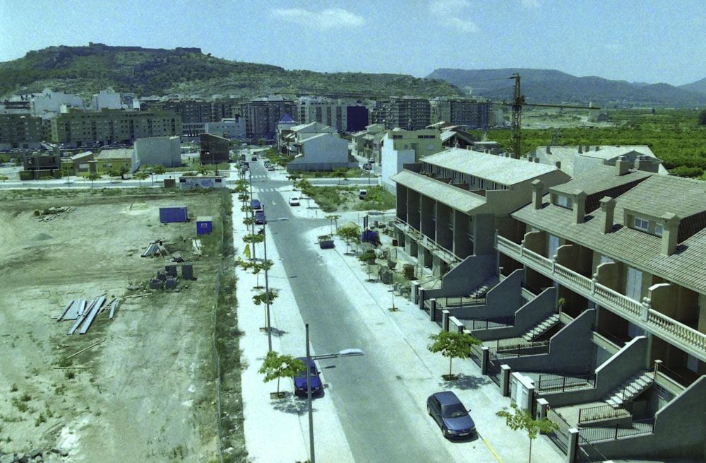 Hace 20 años en Sagunt, la ciudad crecía al otro lado del rio, con la urbanización Norte Palancia.