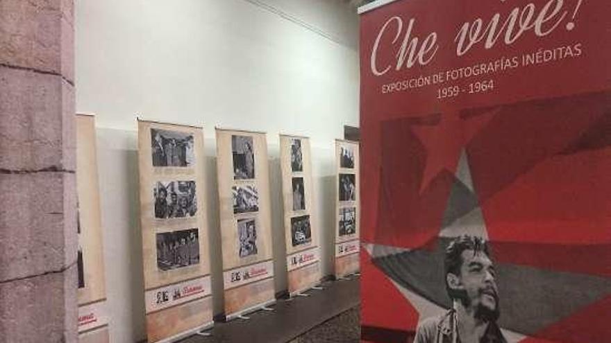 El cartel que anuncia la muestra en la Casa de Cultura.