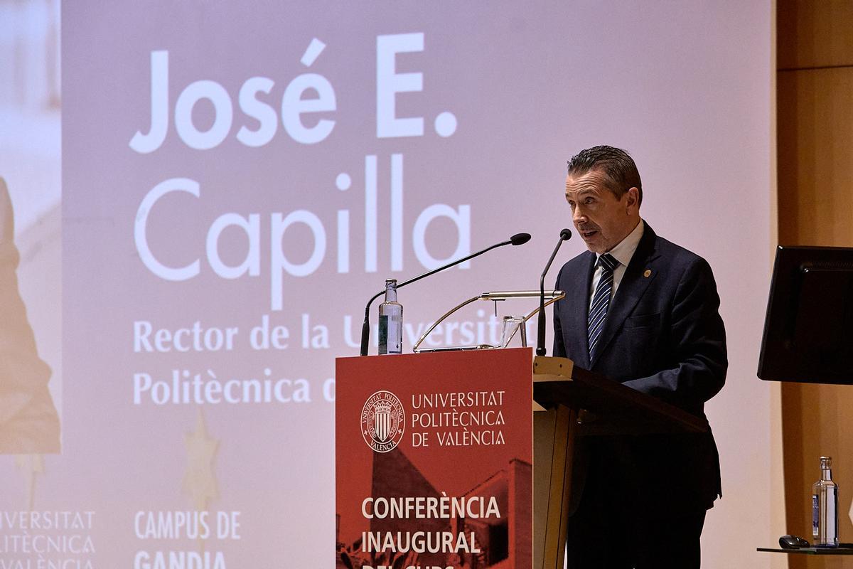 JOSE B. CAPILLA. Rector Magnífic de la Universitat Politècnica de Valencia