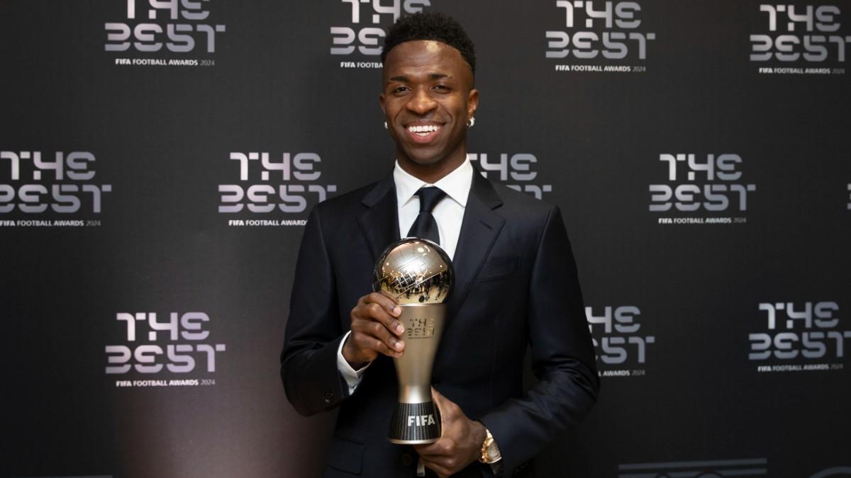 Vini y el fútbol español triunfan en los The Best