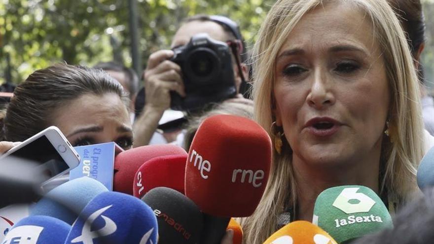 Cifuentes pide 11 abstenciones