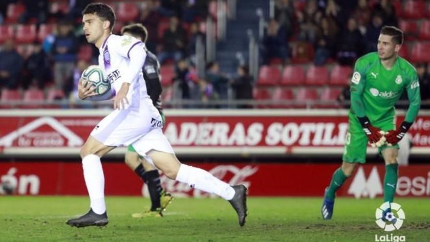 Adrián Herrera, en el duelo Girona-Numancia de la pasada temporada.