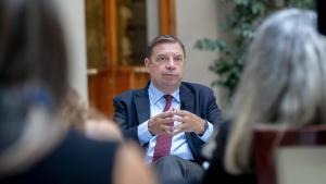 El ministro de Agricultura, Pesca y Alimentación, Luis Planas, durante una entrevista con Europa Press, en el Ministerio de Agricultura