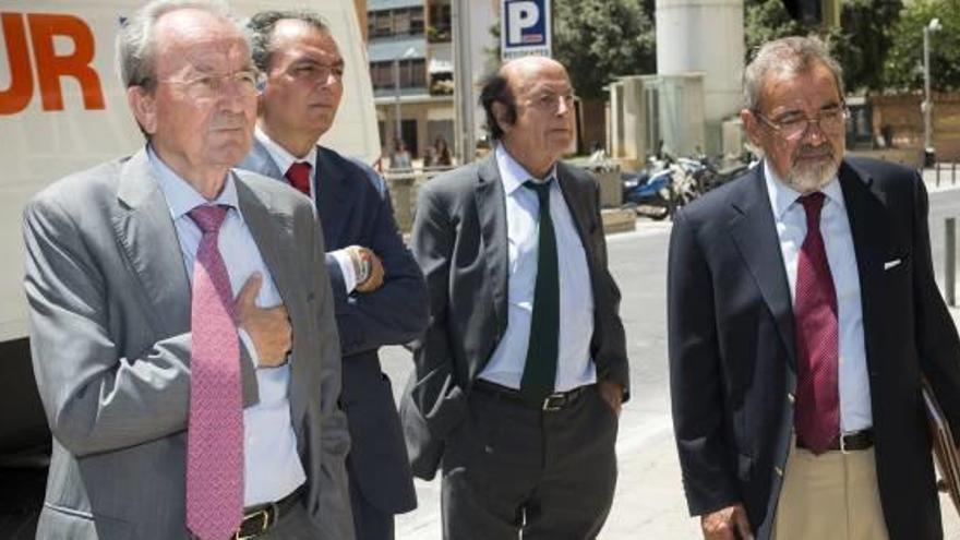 La renuncia de los tres vicepresidentes de la patronal de Castelló arrastra a Roca