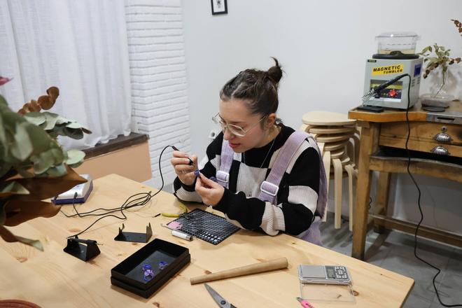 Con sus propias manos... en Vigo