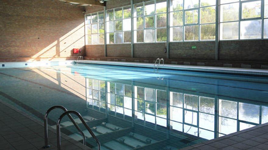 El Concello licita la gestión de 4 piscinas por un año pero sigue sin abrir  el pabellón de la ETEA - Faro de Vigo