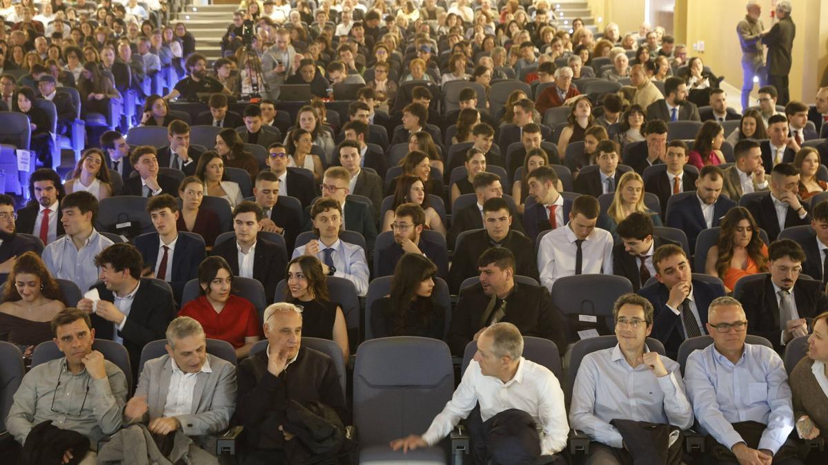 EN IMÁGENES: Acto de graduación de la Escuela Politécnica de Gijón