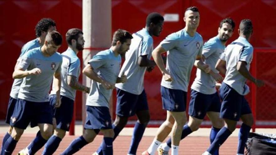 Portugal busca el milagro ante Ghana