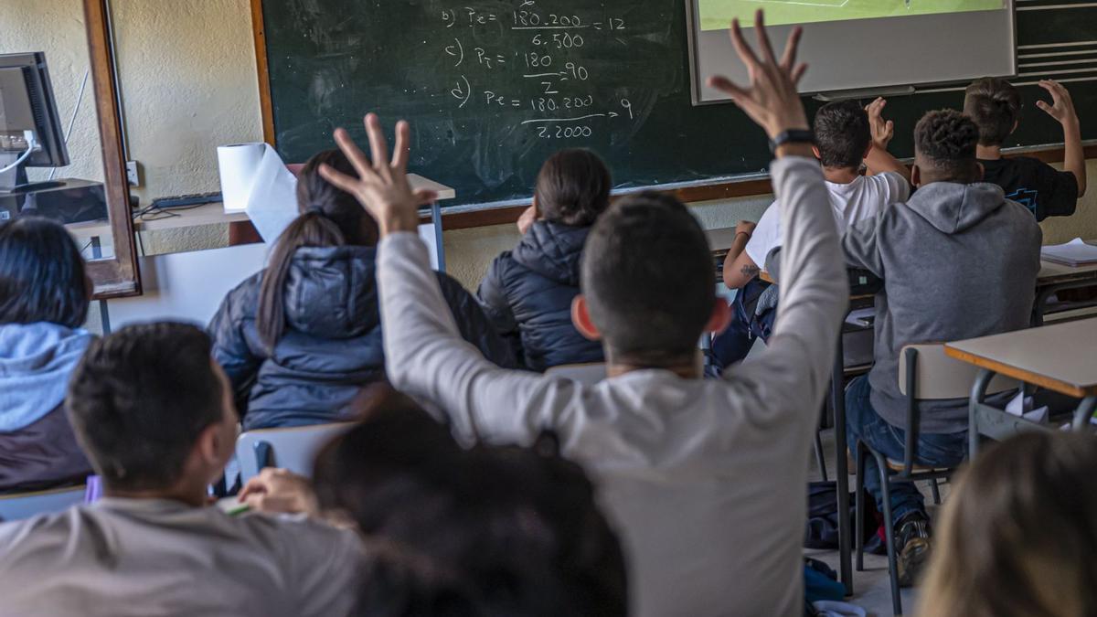 Interior d’una aula en un centre escolar de Barcelona. | MANU MITRU