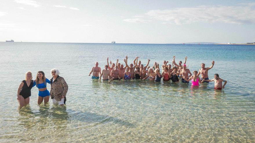 Estrenan la prueba competitiva 'Primer Capfico de l'any 2026 al Port de Palma' en la playa de Can Pere Antoni del Portitxol