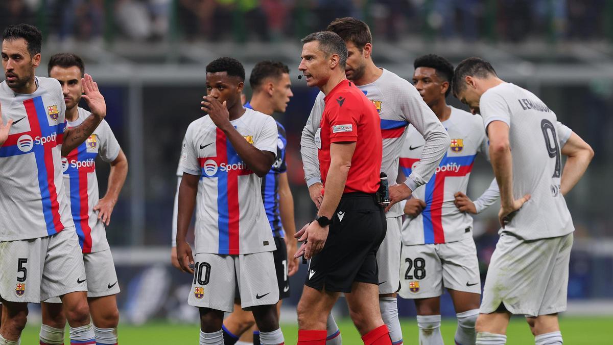 Slavo Vincic causó indignación entre los jugadores del FC Barcelona
