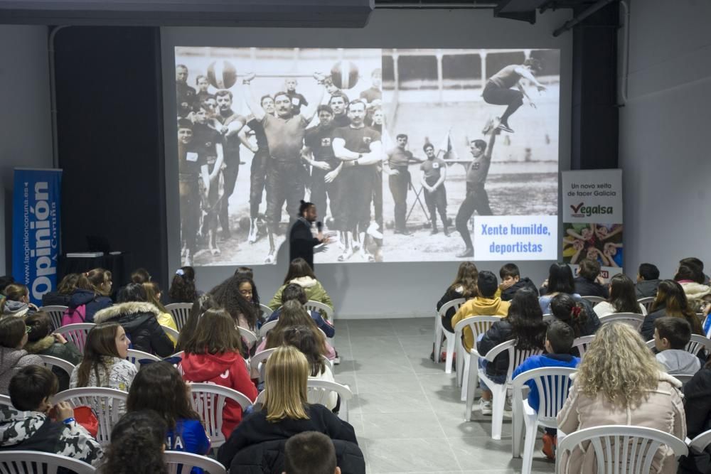 El CEIP Arteixo en Riazor con Valores Branquiazuis