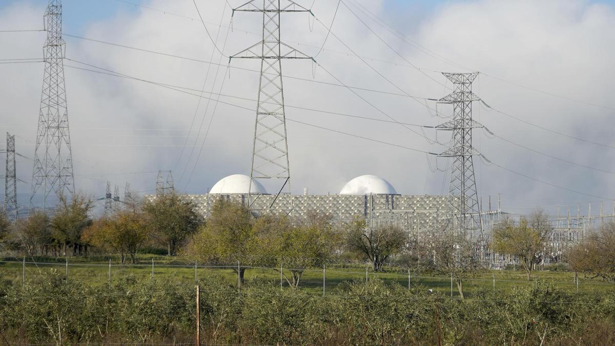 CIERRE NUCLEARES | El Gobierno minimiza los efectos de la enmienda del PP sobre nucleares y avisa de que no implica aplazar el cierre de las centrales