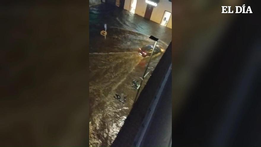La borrasca Therese provoca fuertes inundaciones en Puerto de la Cruz