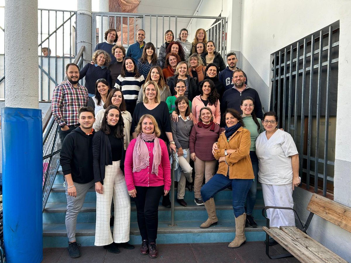 Los profesores del CEIP Trajano.