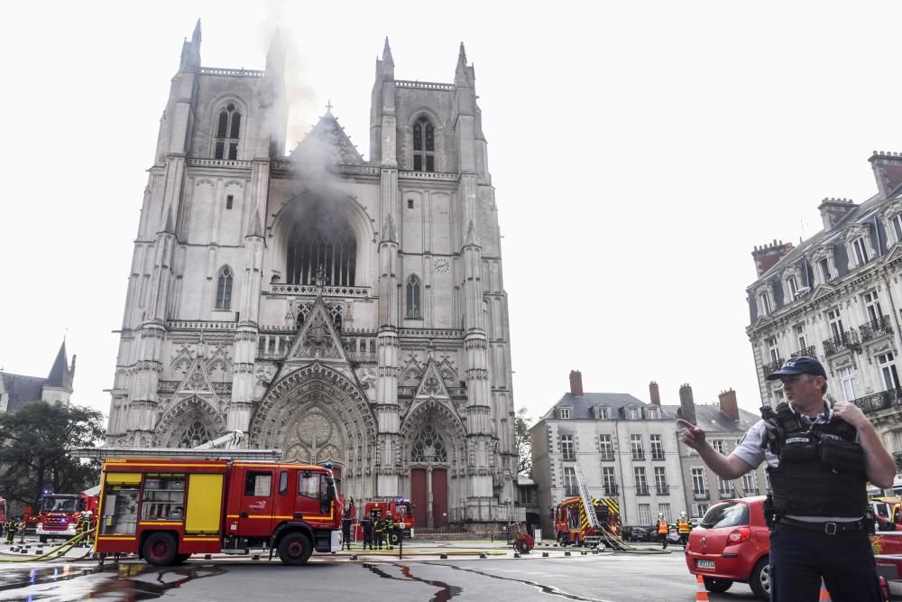 Incendio en la catedral de Nantes