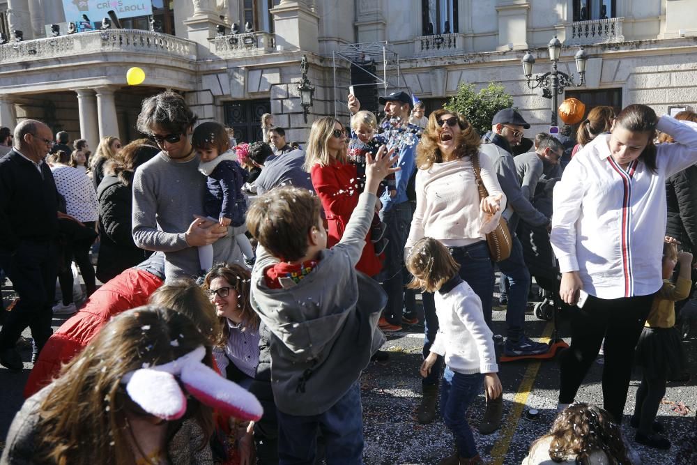 Así ha sido la Nochevieja infantil en la plaza del Ayuntamiento de València