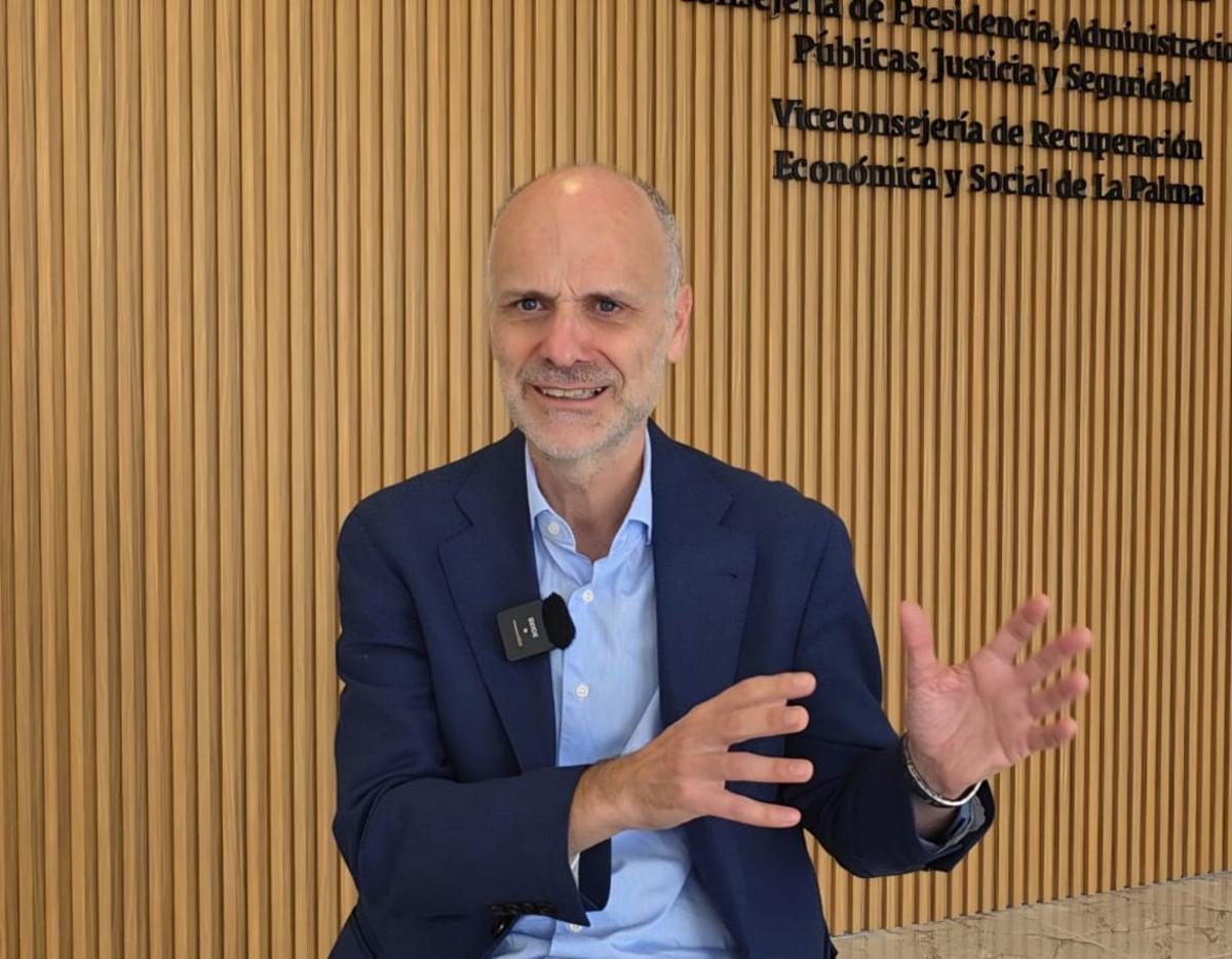 Francisco Villar, durante una charla formativa con técnicos municipales|ED