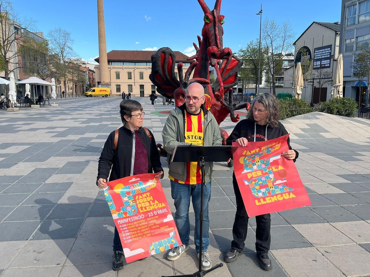 Rosa Perelló, Martí Claret i Íngrid March durant la presentació de la iniciativa a Igualada