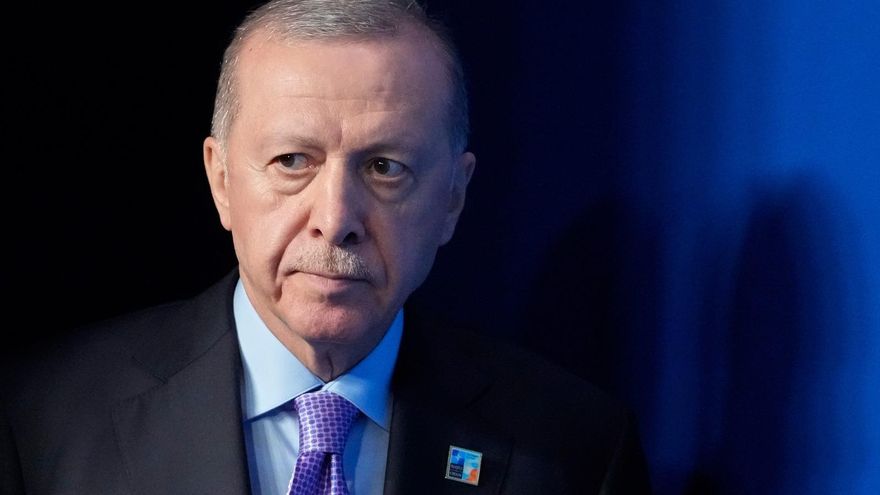 La oposición turca llama a la resistencia contra Erdogan tras 100 días de la detención del alcalde de Estambul