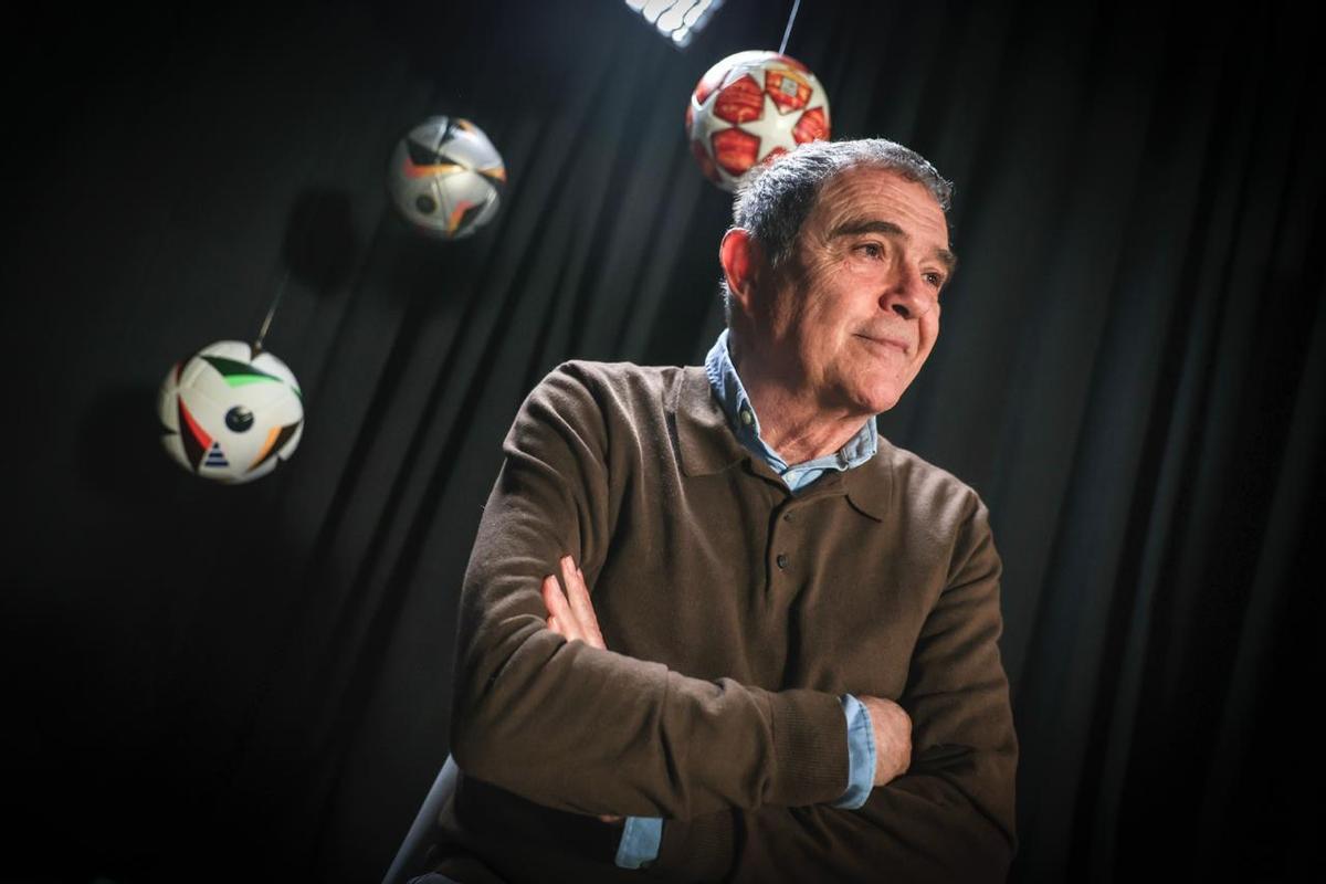 Chus Carrillo, en la redacción de SPORT